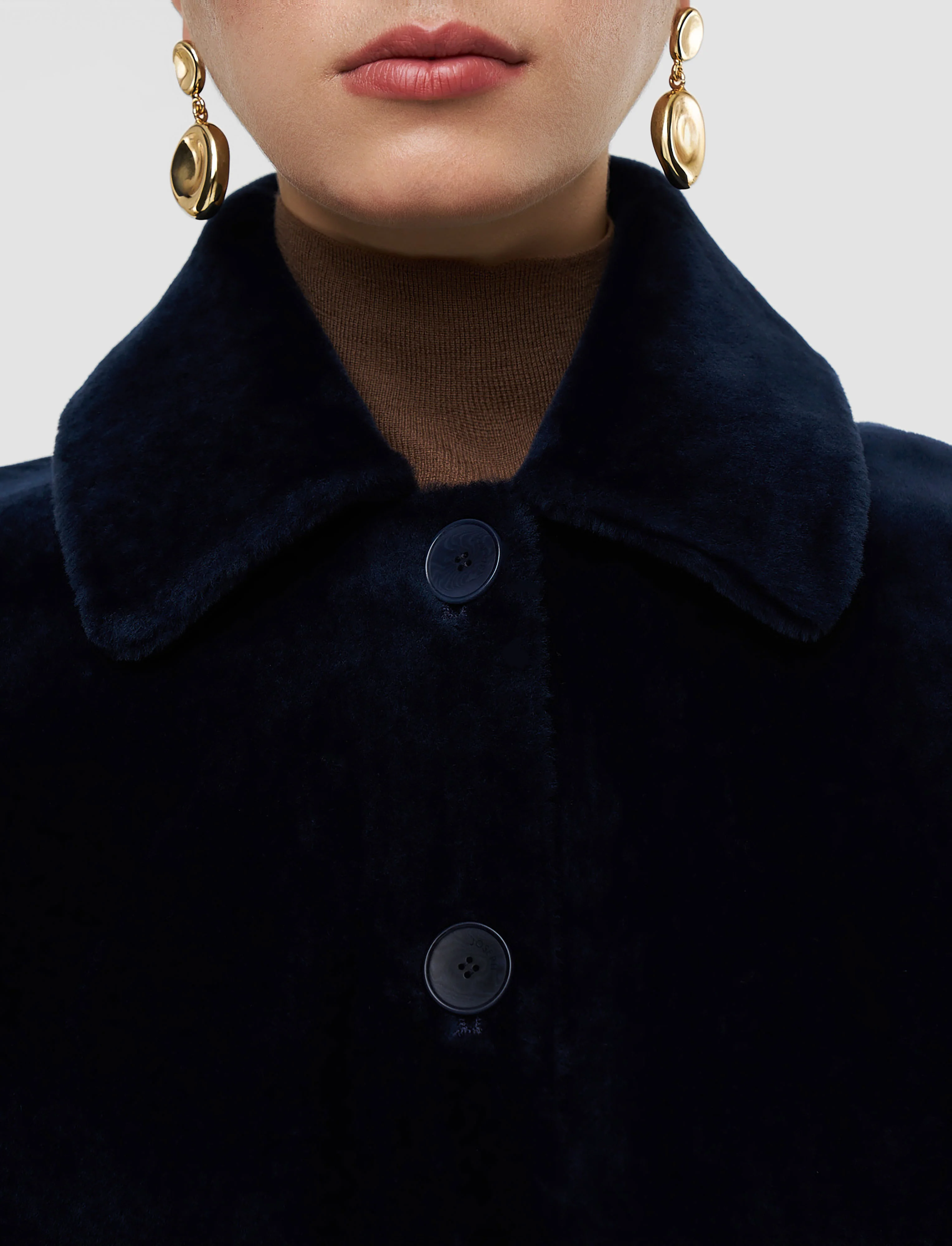 Alloway Reversible Soft Shearling Jacket - Image 7