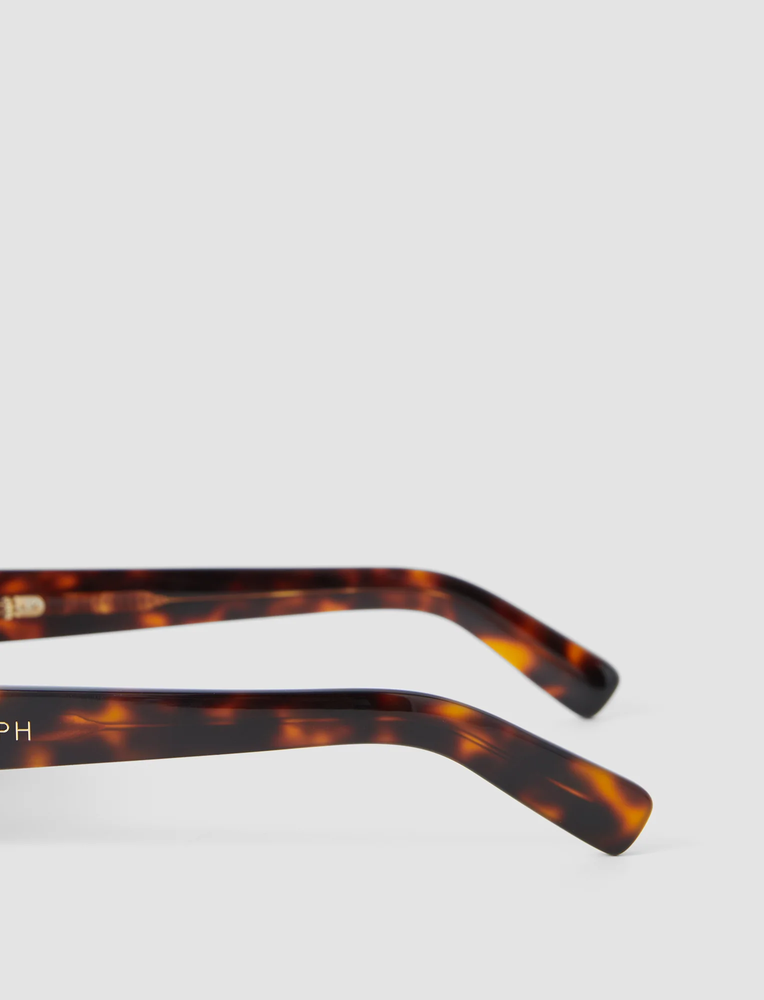 Bahia Oval Sunglasses - Image 4