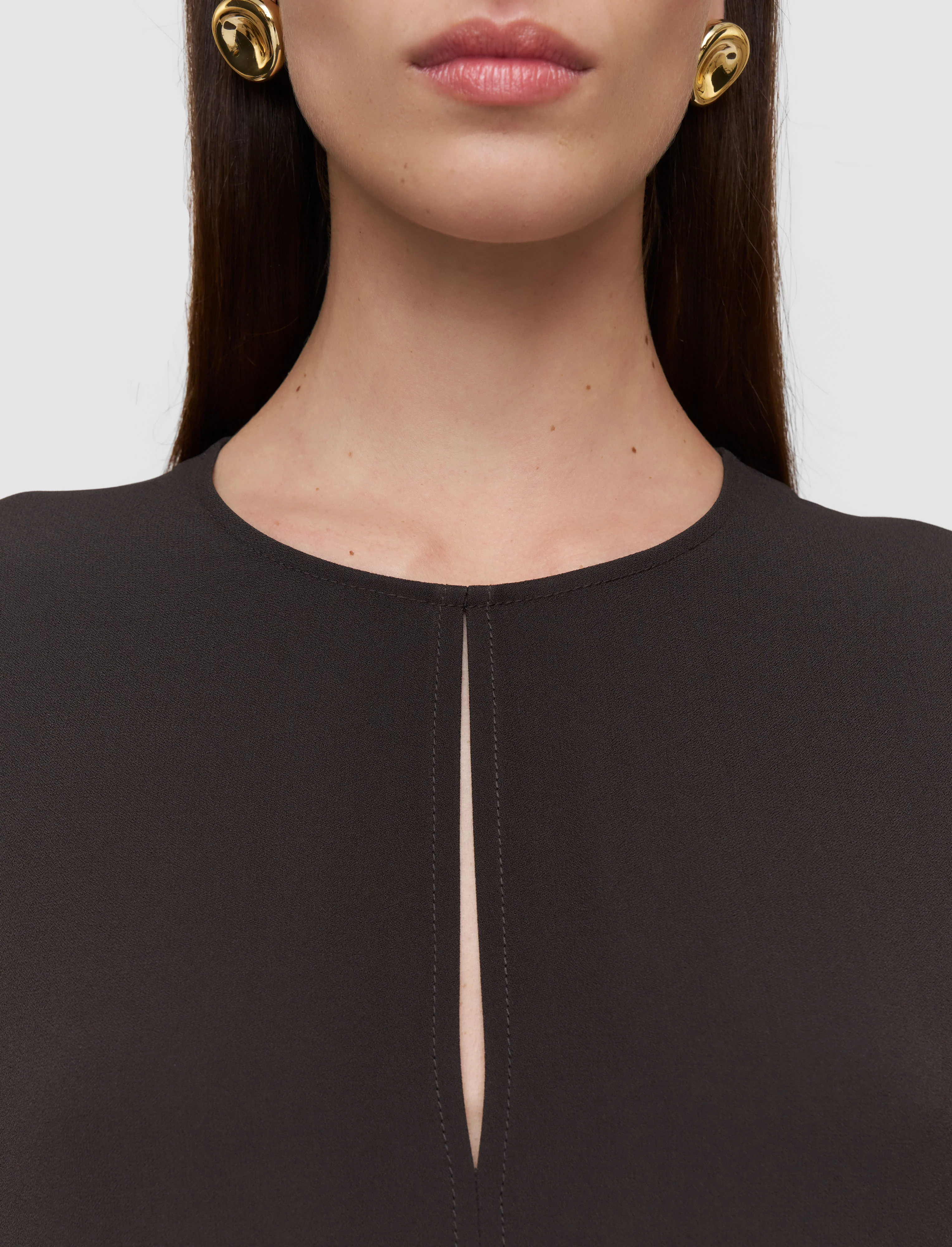 Hills Crepe Dress - Image 4