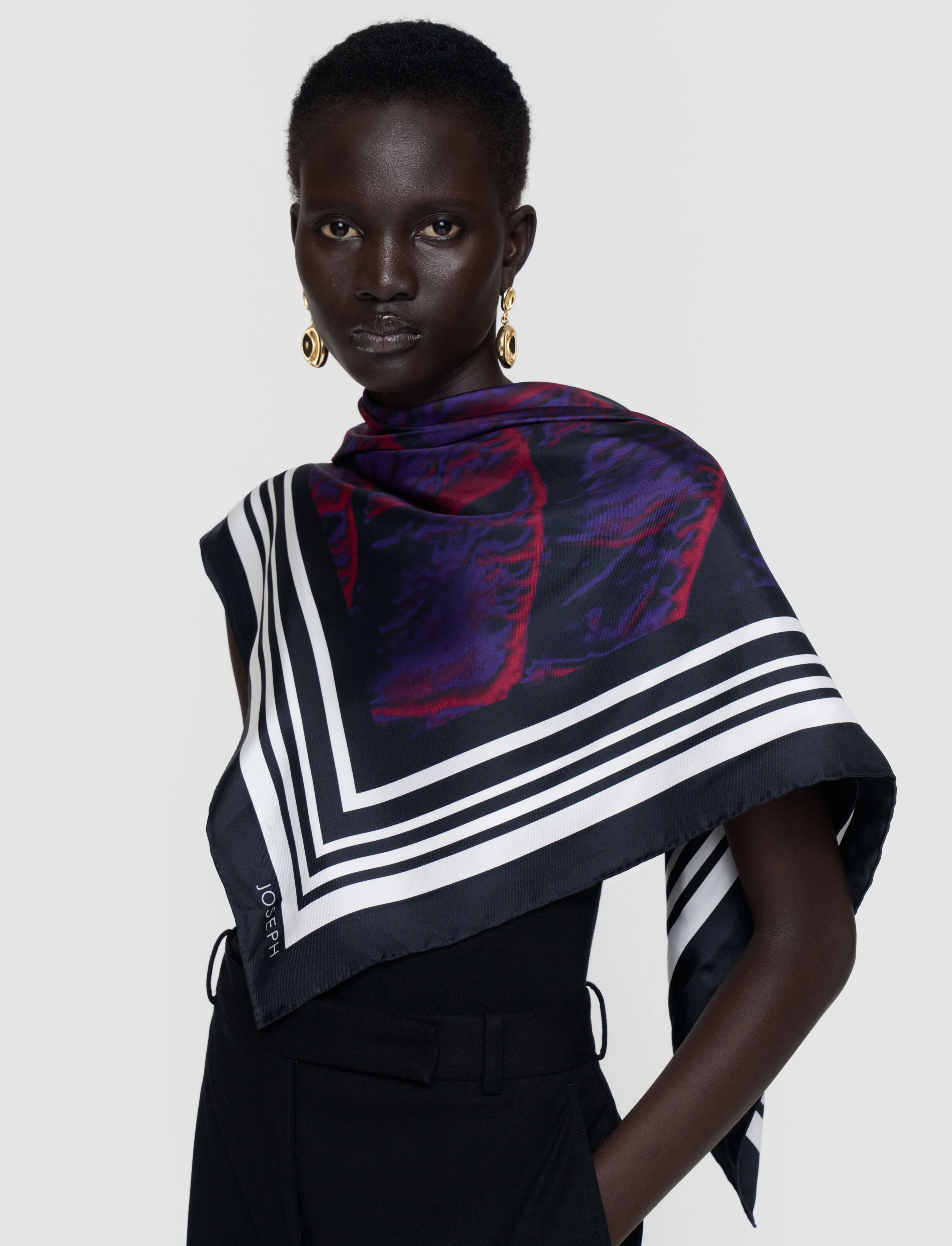 Layla Large Silk Scarf - Image 3