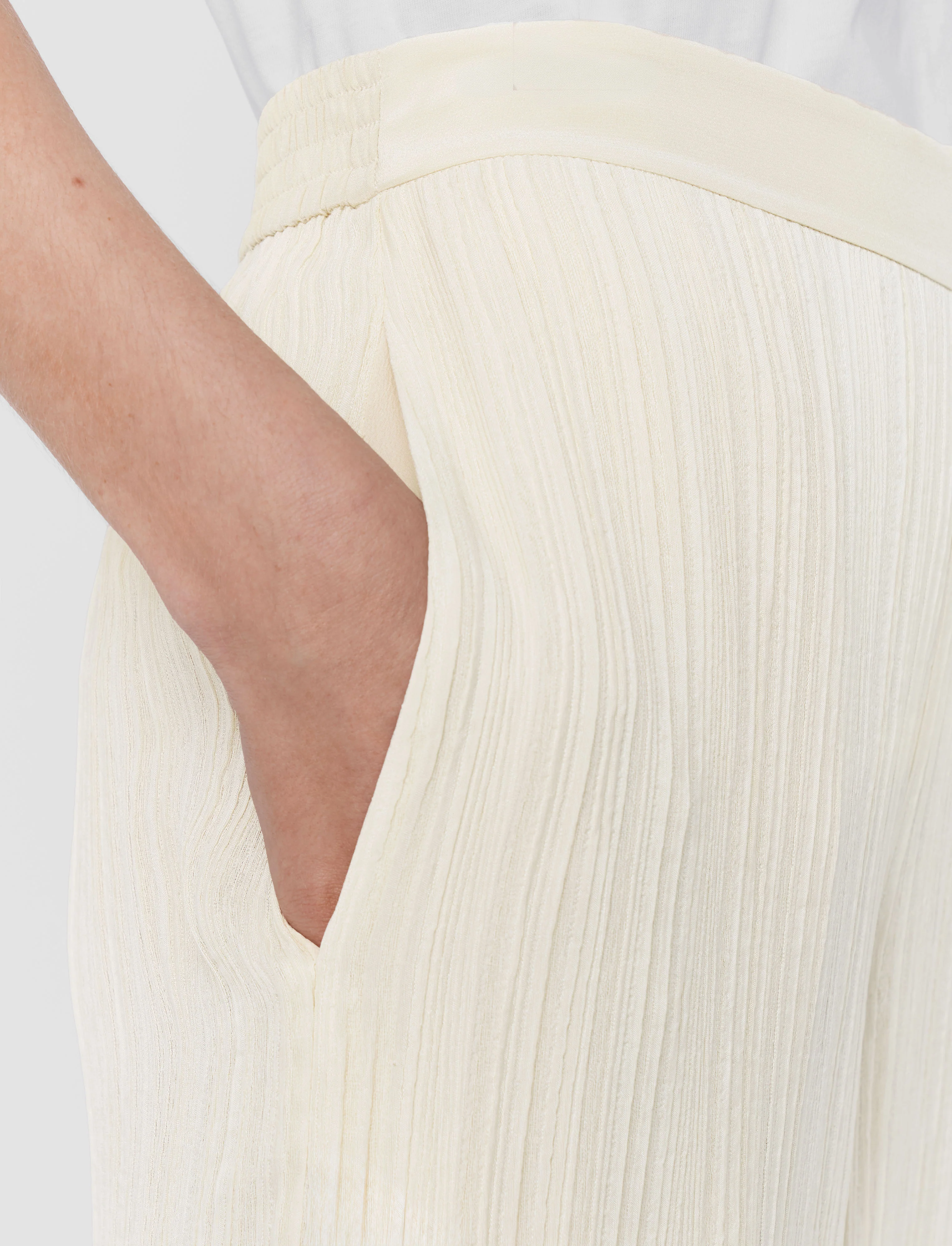 Mawn Pleat Jacquard Trousers - Image 4