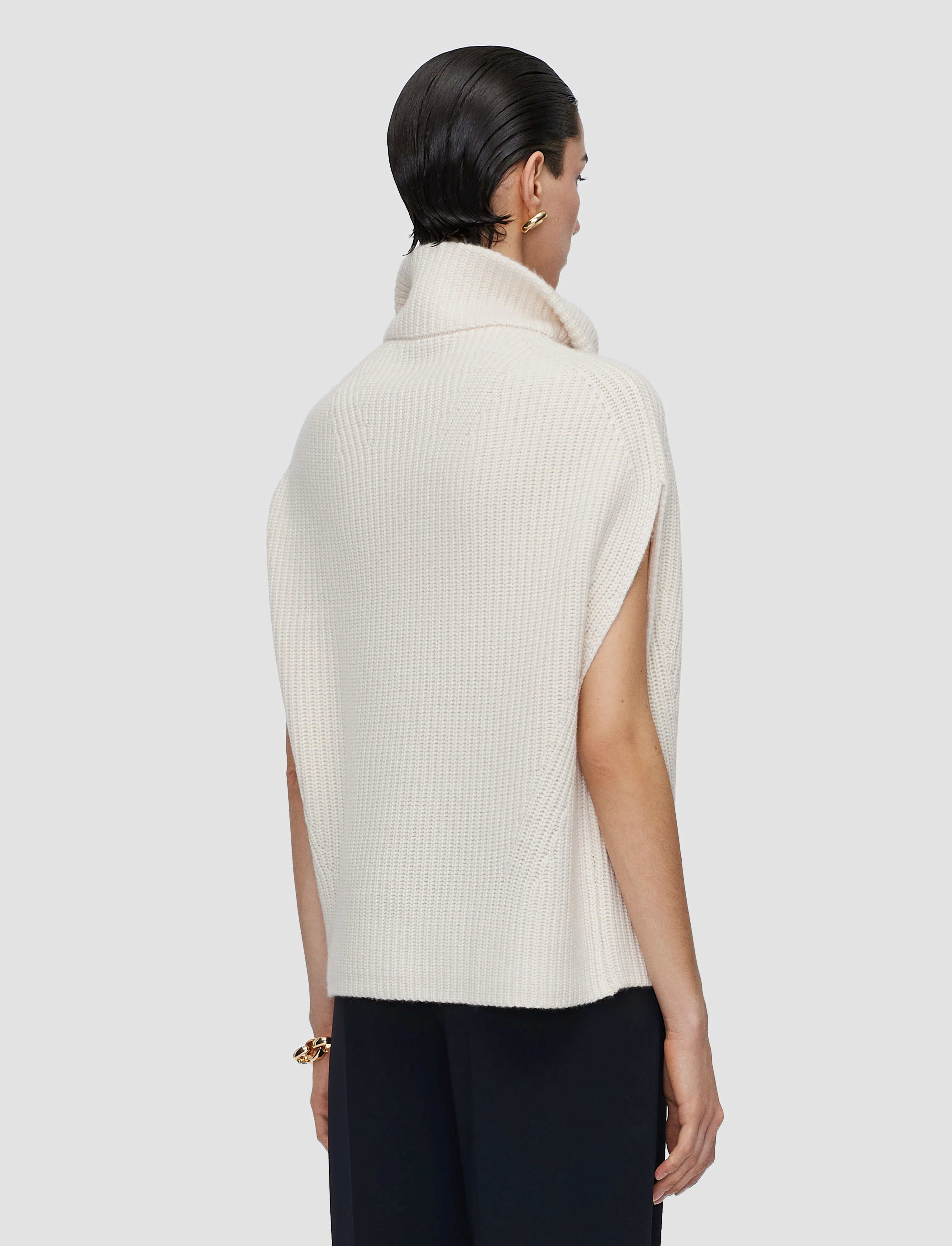 Raffet Fisherman Rib Cashmere Vest - Image 4