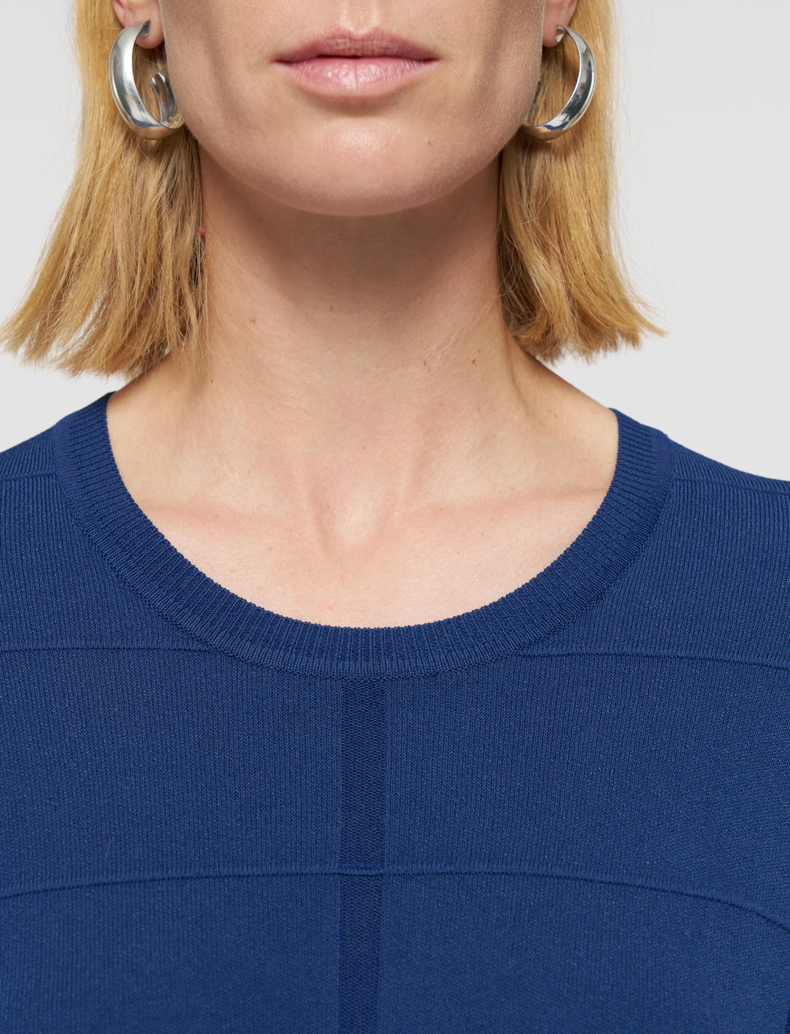 Viscose Grid Knit T-Shirt - Image 5