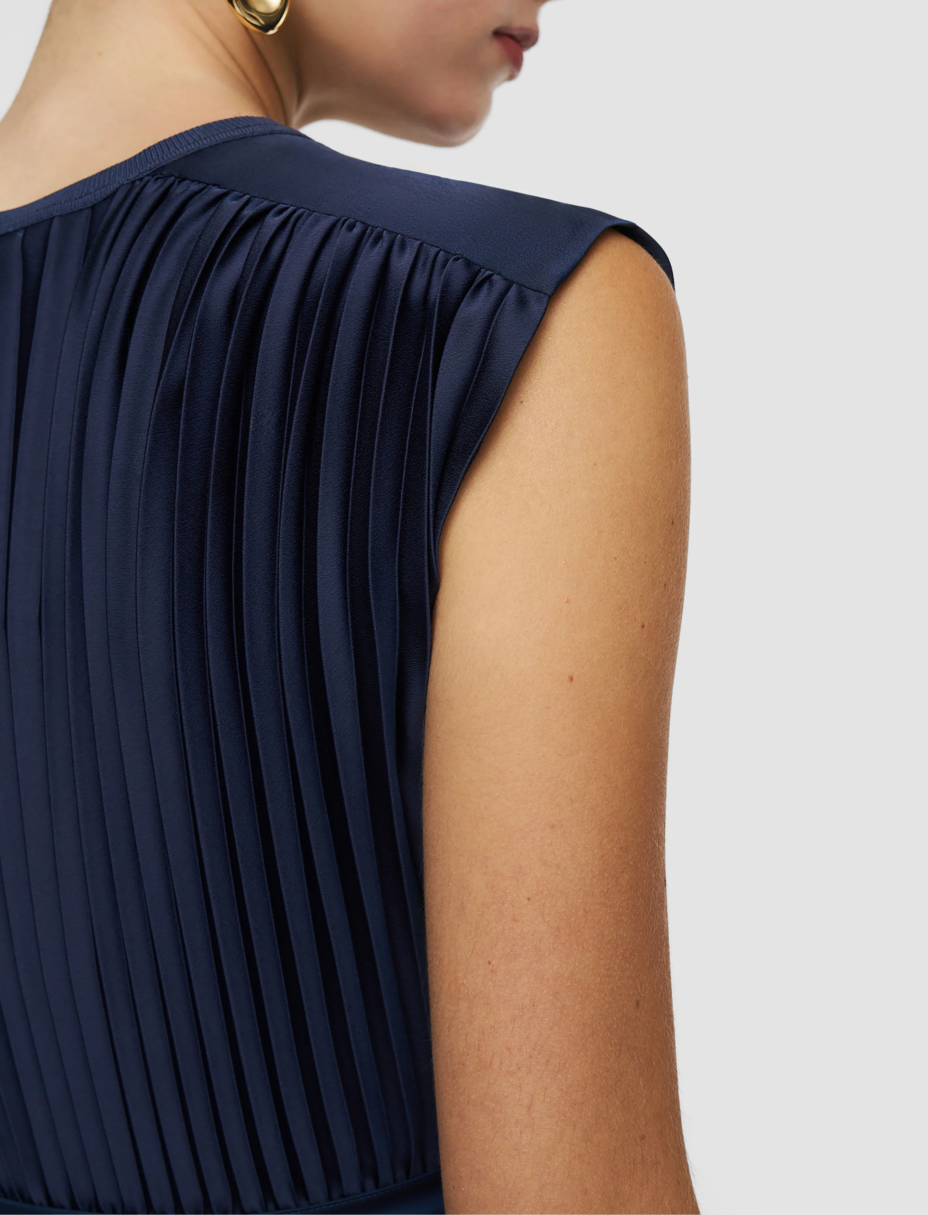 Volta Knit Weave Plissé Dress - Image 3